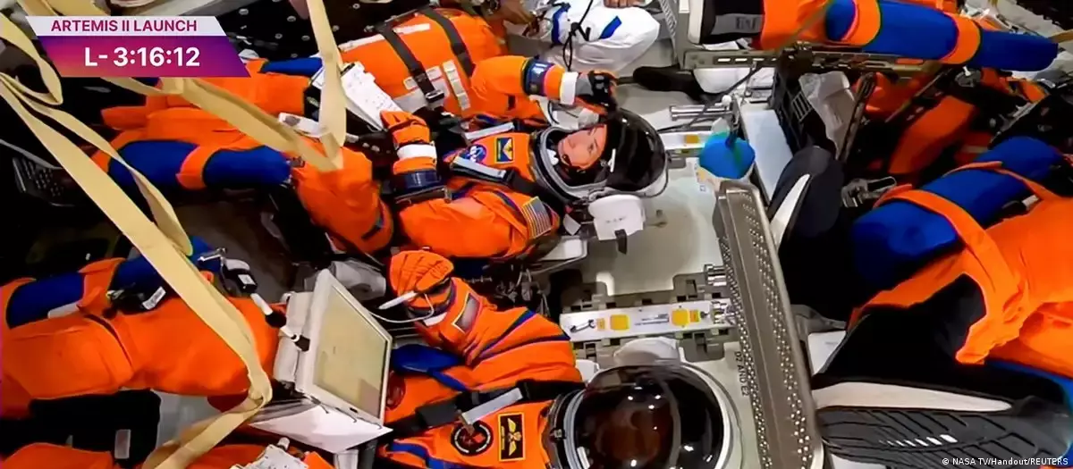 NASA-ның «Артемида-2» миссиясы Айға аттанды: экипажда тарихи өзгеріс бар