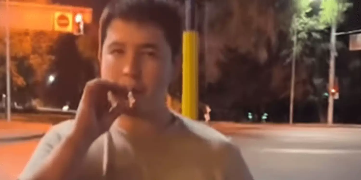 Депутат Дәулет Тұрлыхановтың ұлы бостандыққа шықты