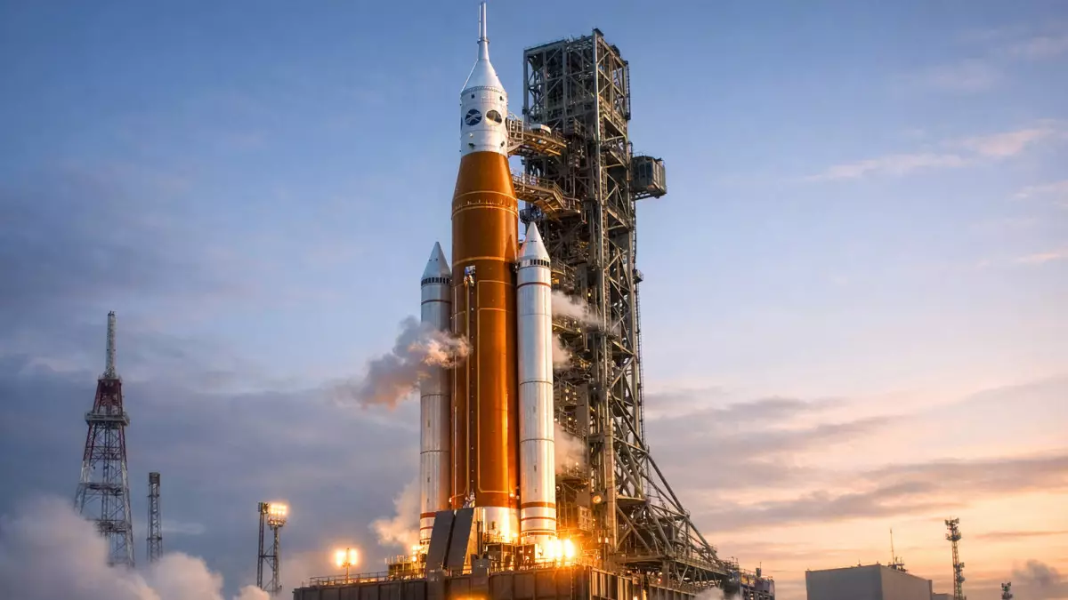 Люди снова летят к Луне. Впервые за 54 года