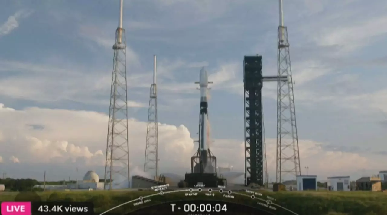 SpaceX готовится к рекордной продаже акций