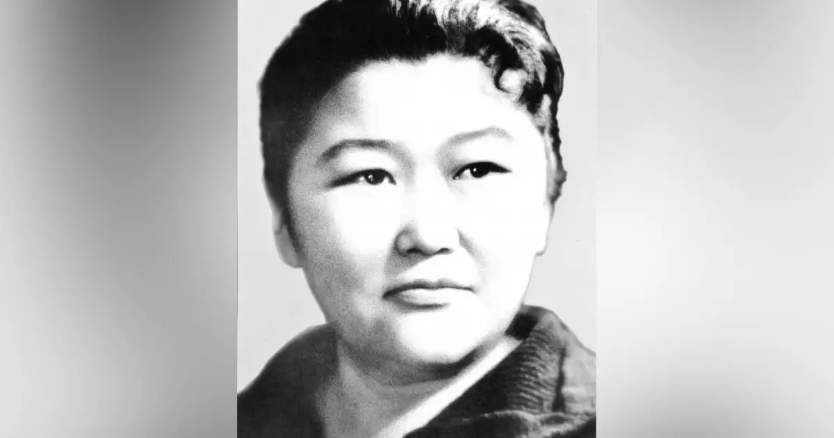  Белгілі театртанушы Гүлжихан Жаныспаева дүниеден өтті 