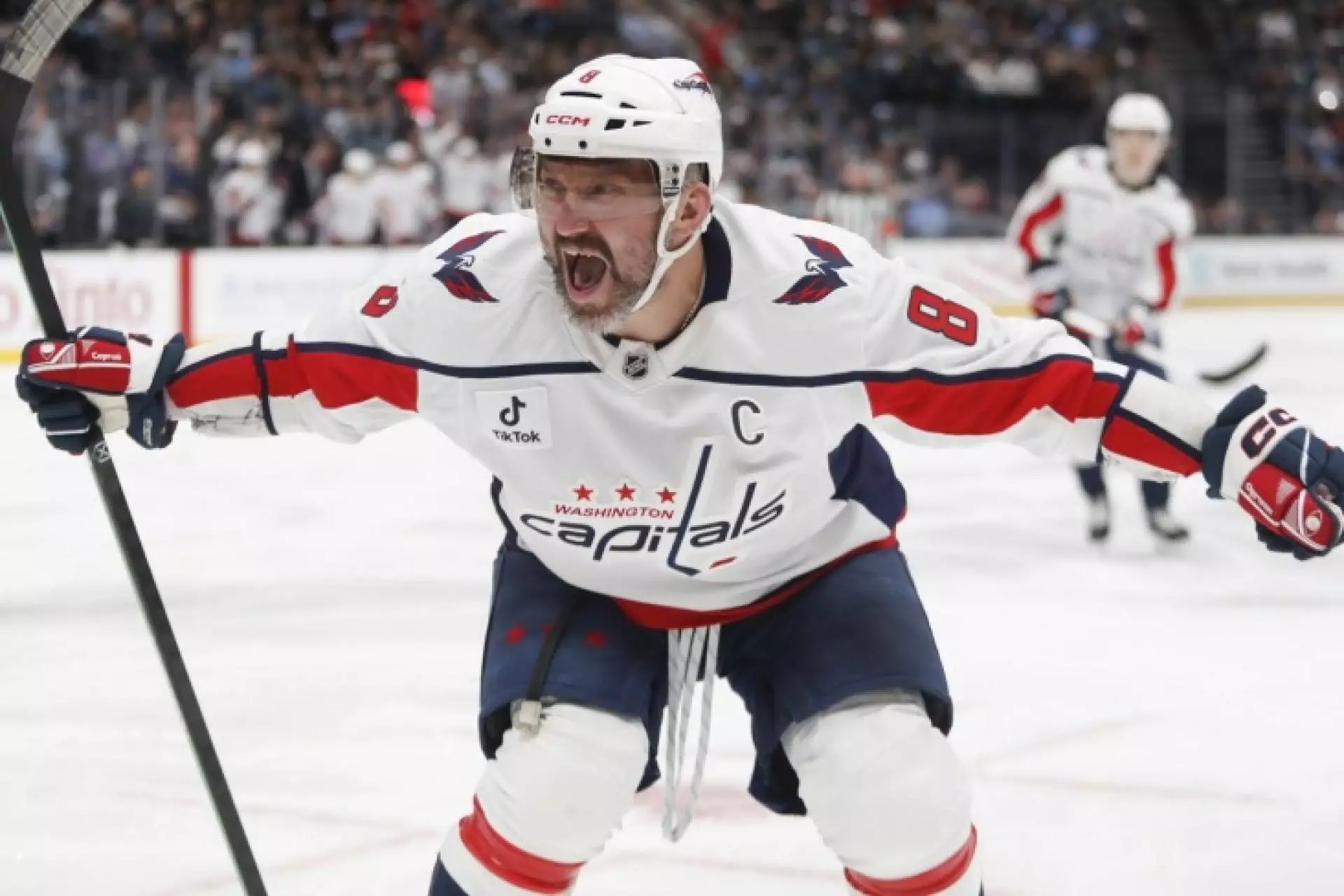 Овечкин стал лучшим снайпером в истории хоккея