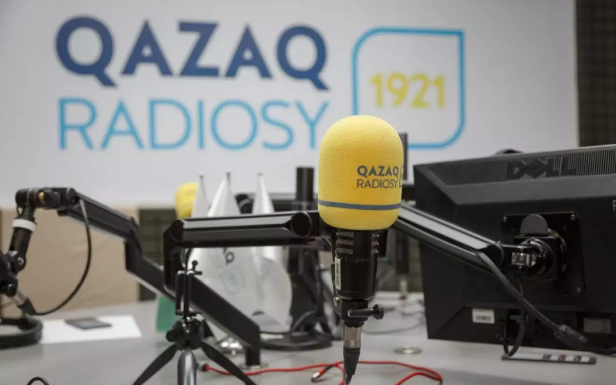 Бір әнге – 30 теңге: «Қазақ радиосы» авторлардың қаламақысын 30 жыл бойы өсірмеген