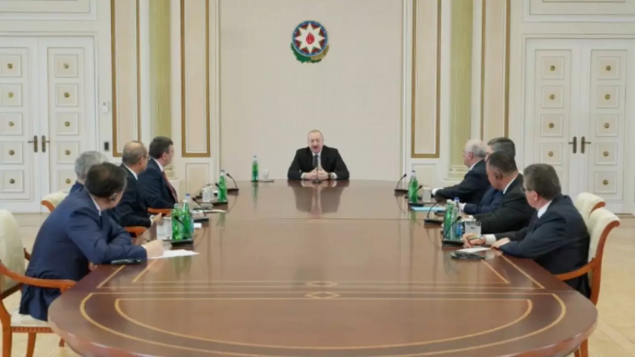 Премьер Казахстана встретился с Президентом Азербайджана