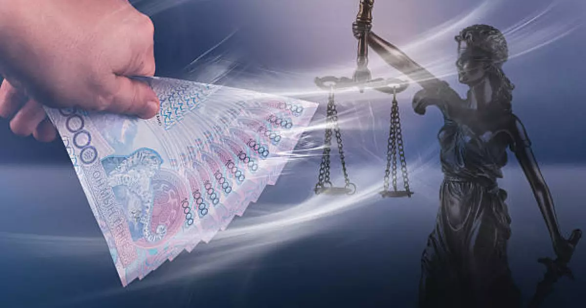  Атырауда полицейді балағаттаған әйелге айыппұл салынды 