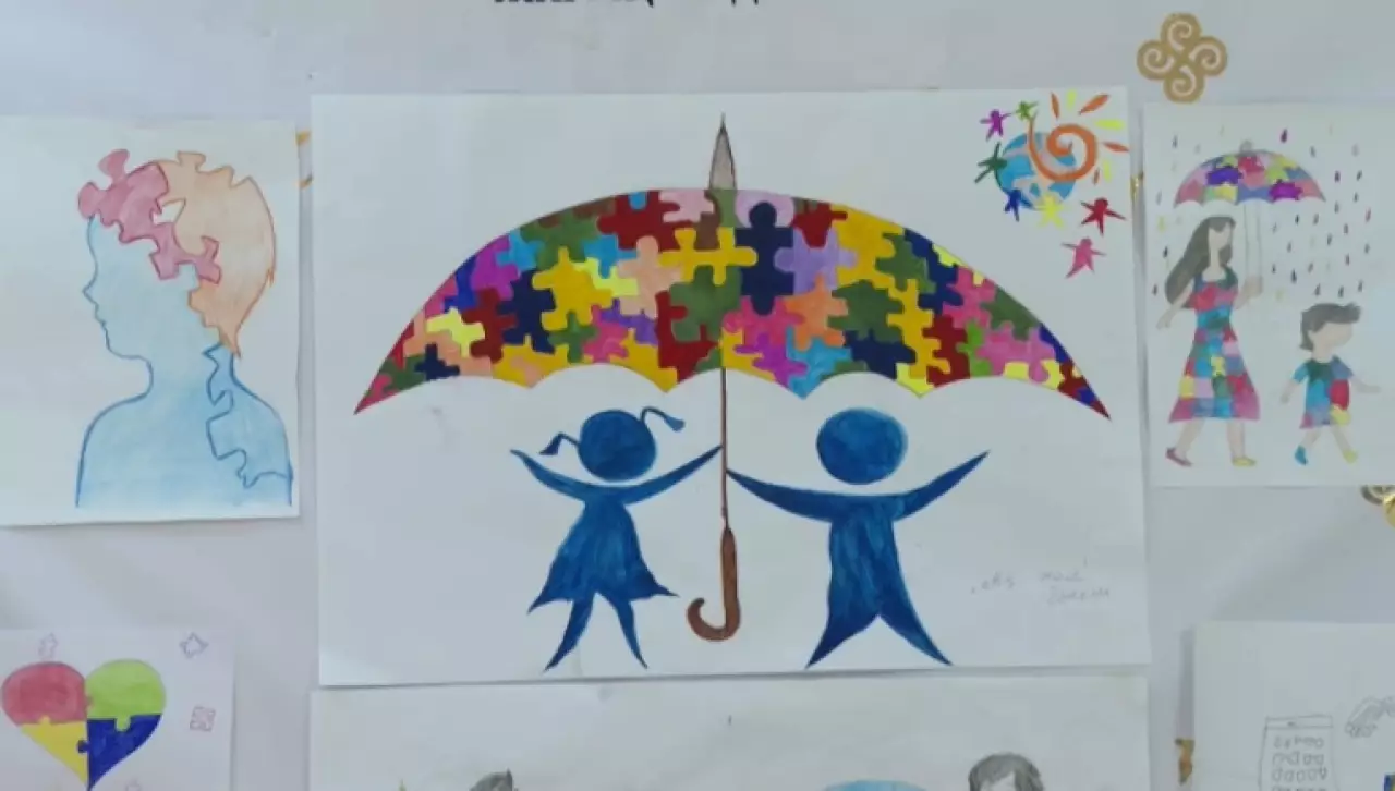 Признаки аутизма у ребенка могут выявить с шести месяцев