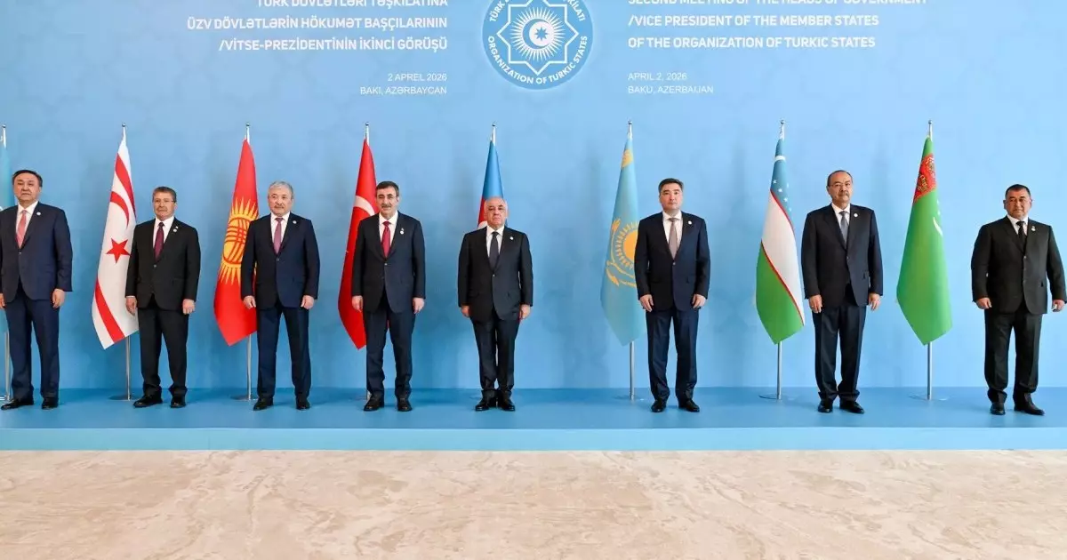  Олжас Бектенов Баку қаласында Түркі мемлекеттері ұйымына мүше елдер үкіметтері басшыларының кездесуіне қатысты 