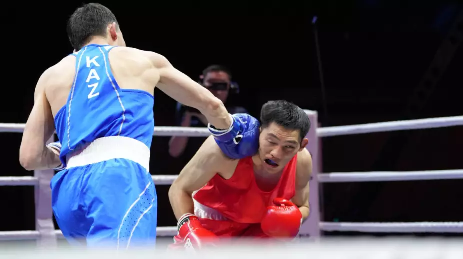 Казахстан и Узбекистан не лидеры! Кто в 1/4 ЧА-2026 по боксу: список стран