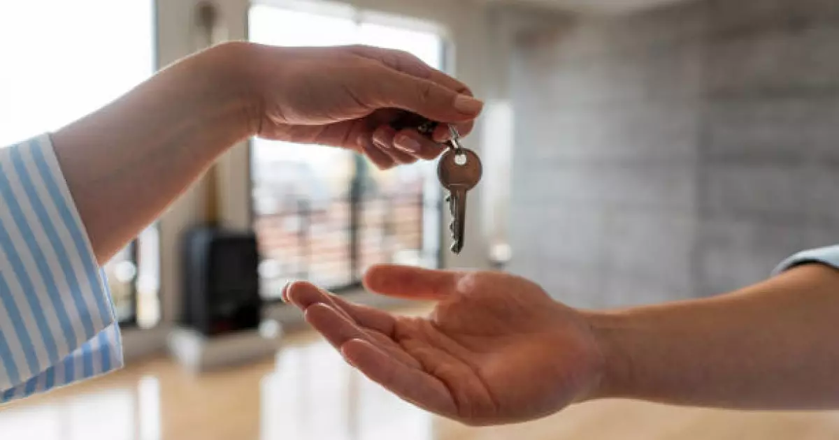   «Тұрғын үйден шығару тек сот шешімі арқылы жүзеге асады»: Асламбек Мерағлиев Жаңа Конституциядағы 28-бапты түсіндірді   