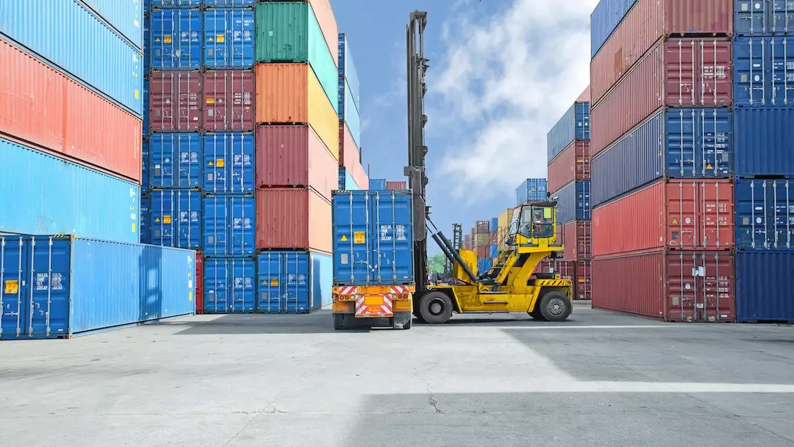 Казахстан продаёт Украине ферросплавы и рис, а что закупает взамен – свежие цифры по торговле