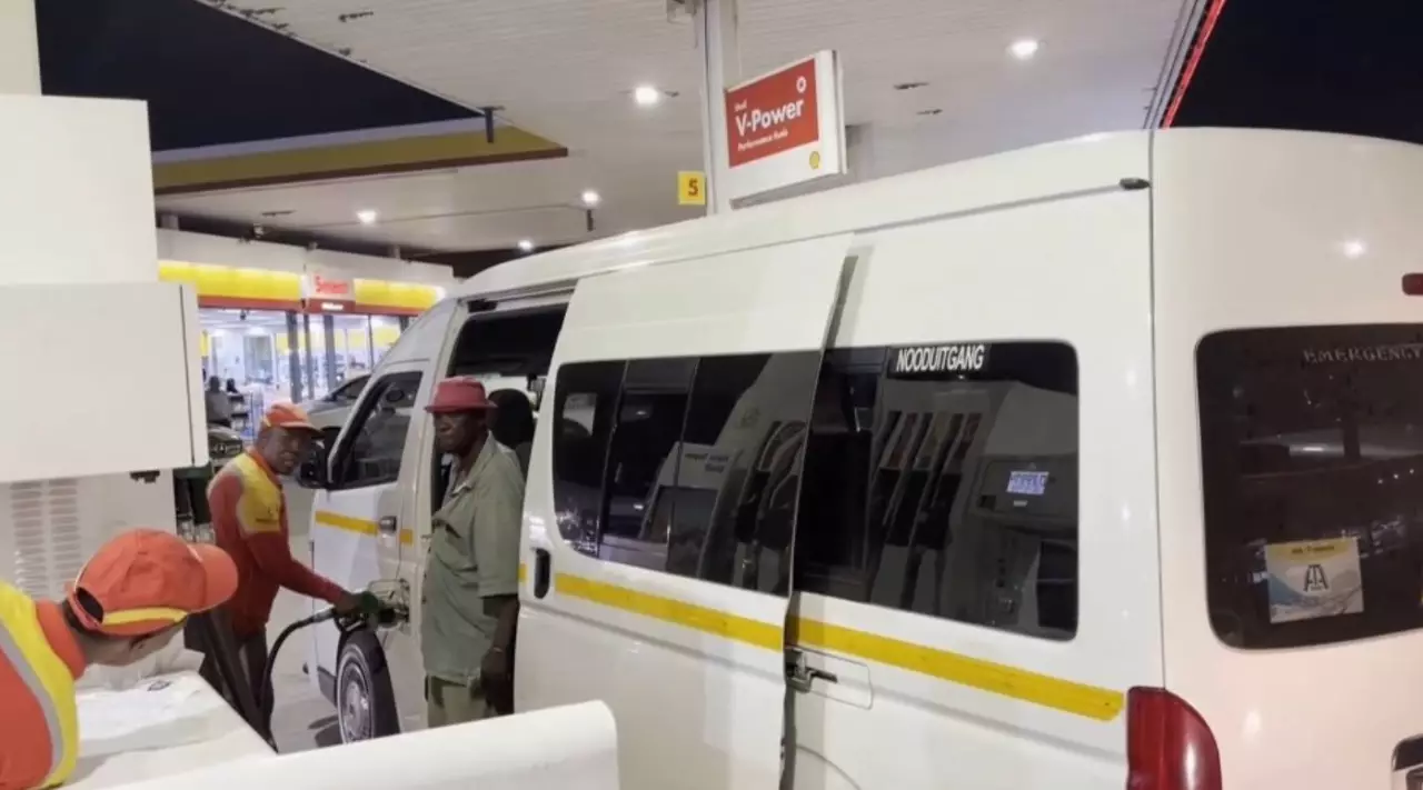 ОАР-да жанармай бағасы қымбаттады