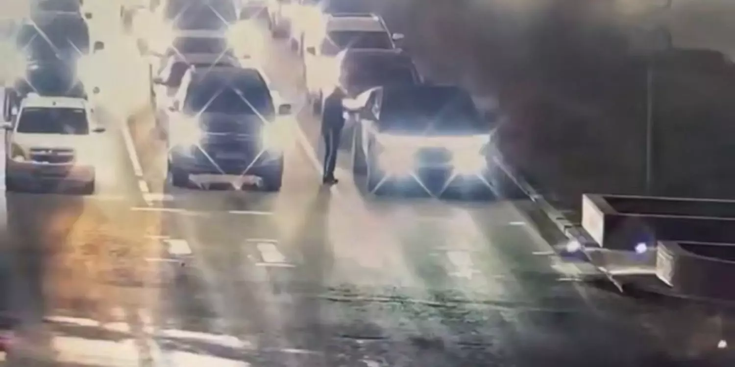 Астанада Tesla тізгінінде қашпақ болған 14 жастағы оқушы ұсталды