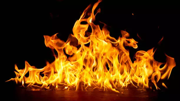 Малый пожар вспыхнул в Семее