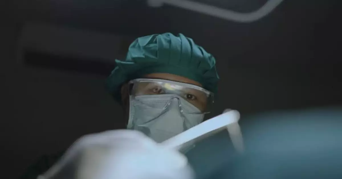  Ақтөбеде ота жасатқан адамның тамағында дәке қалып қойған (ВИДЕО) 