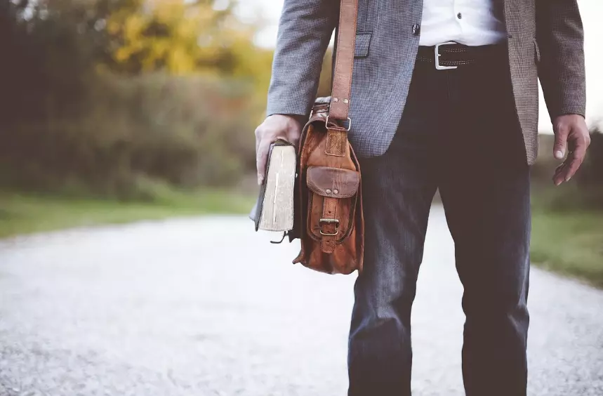 Астанада мұғалім қызметінен қуылды