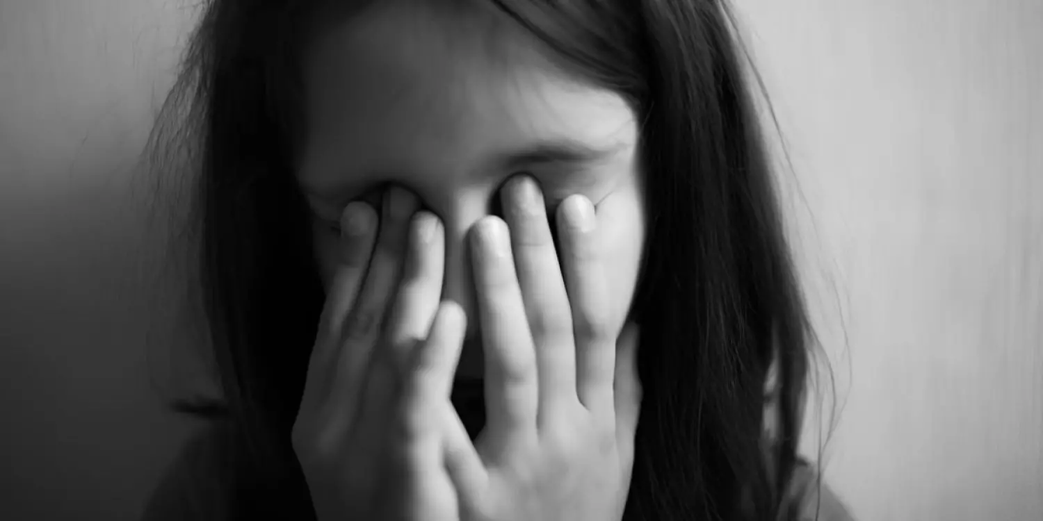 Шымкентте ер адам туған қызын төрт жыл бойы зорлап келген