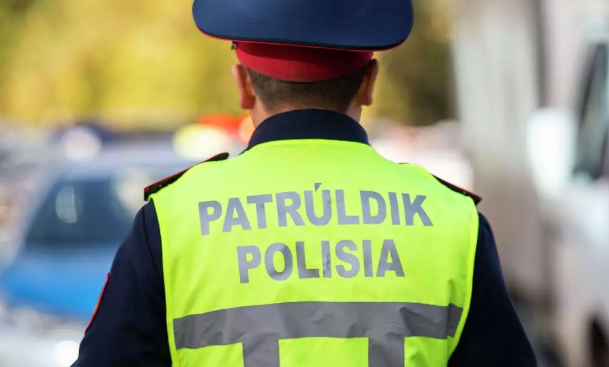 Алматыда көліктерді жаппай айып тұрағына әкетіп жатыр