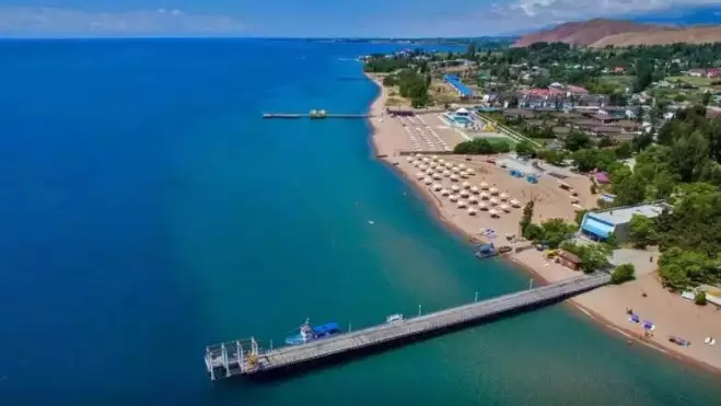 Из Астаны запускают прямые рейсы на Иссык-Куль