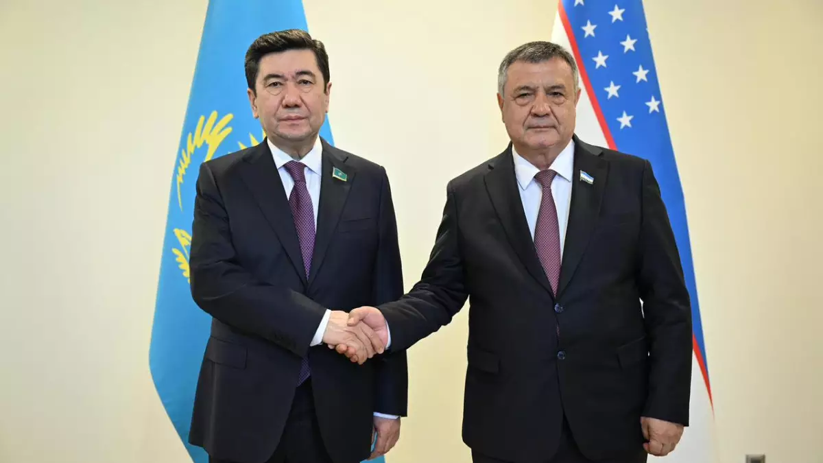 «Цифровой мост» и общий туризм: о чем договорились Казахстан и Узбекистан