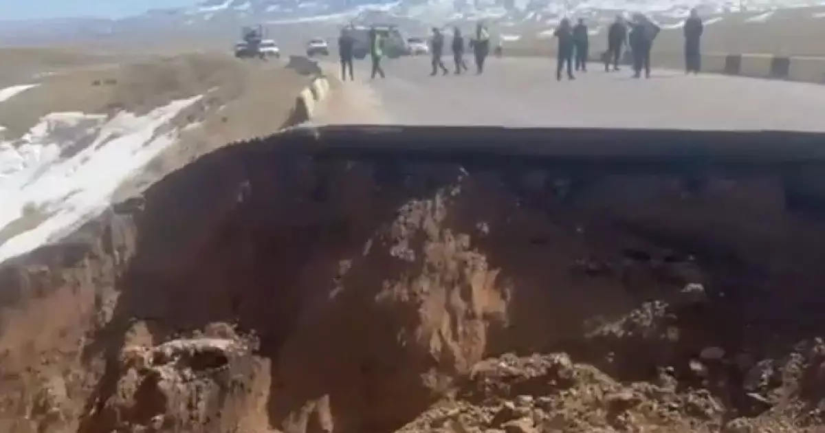   Кеген – Нарынқол тасжолының бір бөлігі опырылып түсті (ВИДЕО)   