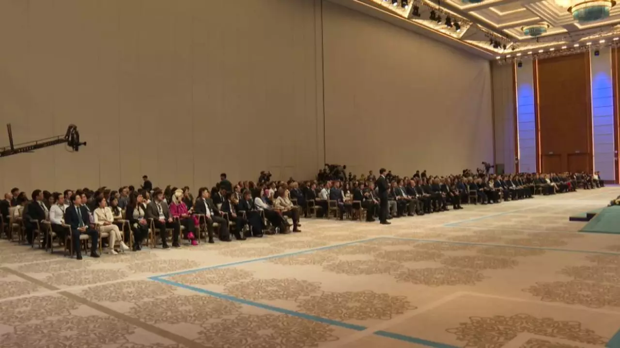 Международный геологический форум продолжается в Астане