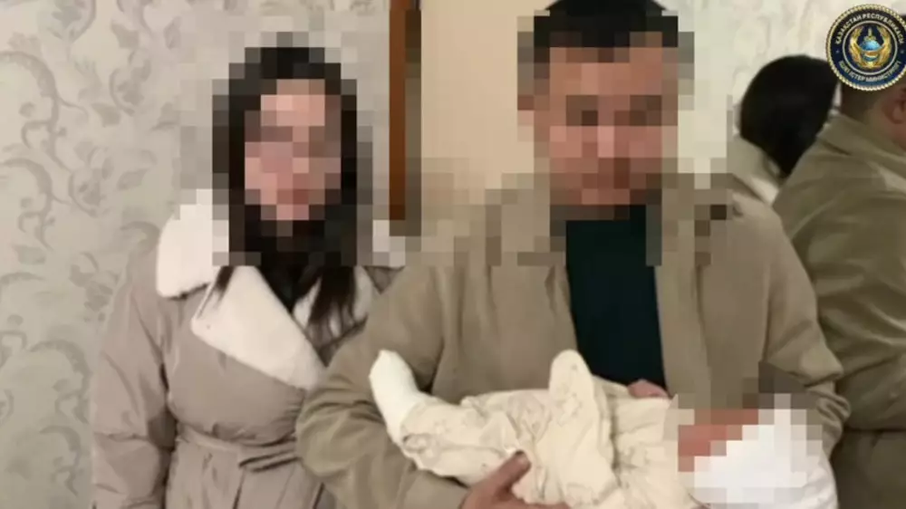 Мать хотела продать трёхдневную дочь за 800 тысяч тенге: видео задержания