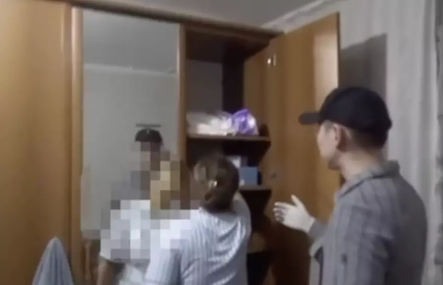 800 мың теңгеге бағалаған: Павлодарда жаңа туған сәбиді сатпақ болғандар ұсталды