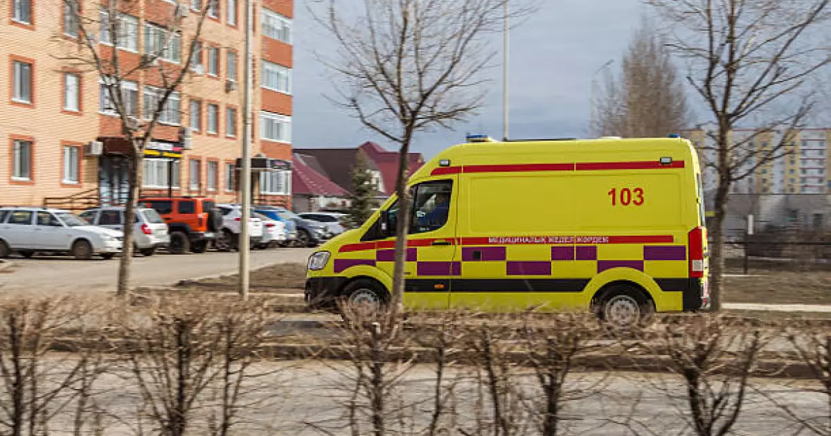  Ұлттық ұланның әскери қызметкерлері Семей тұрғынына алғашқы көмек көрсетті (ВИДЕО) 