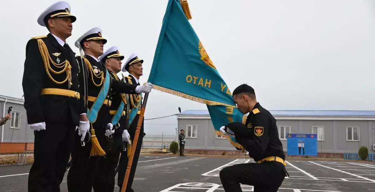 От дронов до подводных аппаратов: журналисты побывали в Актауском гарнизоне военных моряков - новости на Lada.kz 03.04.2026