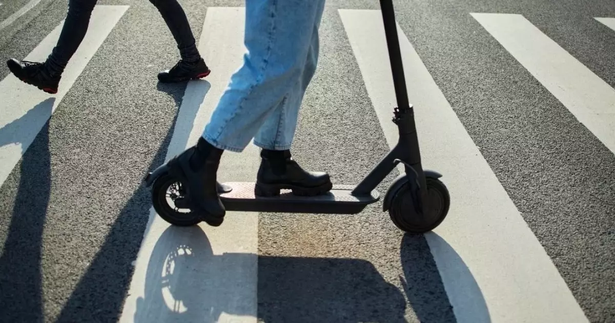  43 250 теңгеге дейін: Самокатпен жол ережесін бұзғандарға айыппұл салынады 