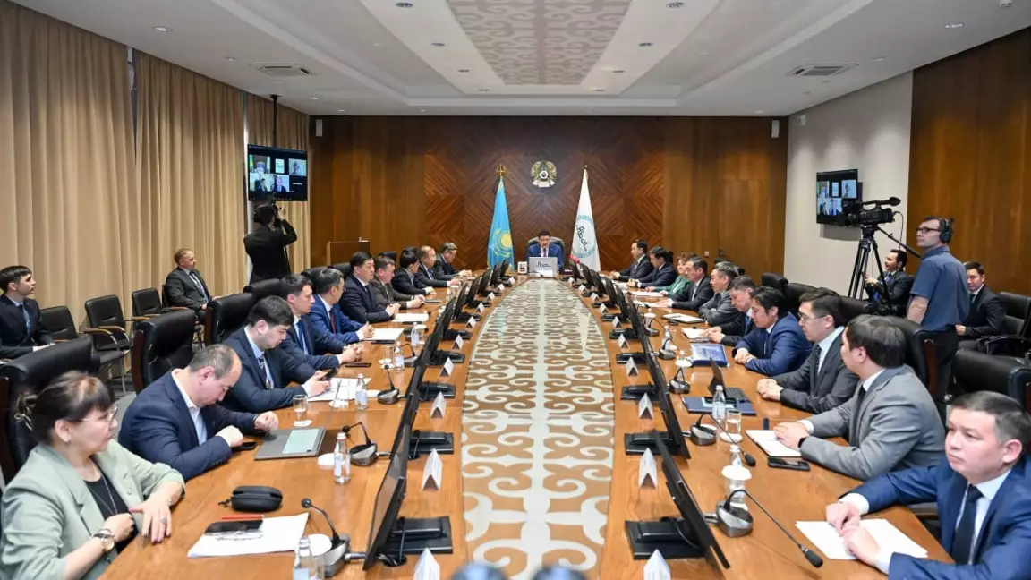 Абай облысында Курчатовты ғылым қалашығы ретінде дамыту мәселелері талқыланды