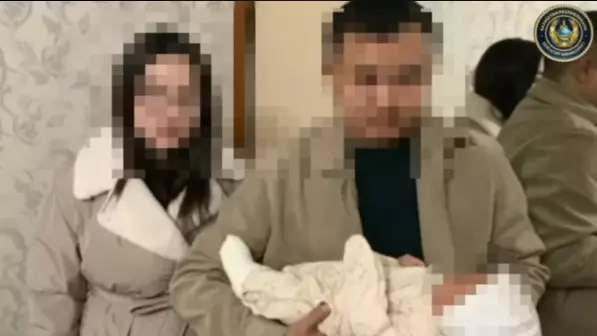 "800 мың теңге" - Павлодарда жас әйел жаңа туған сәбиін сатпақ болған (ВИДЕО)