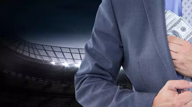 Госслужащие Абайской области незаконно получали премии на каждый юбилей