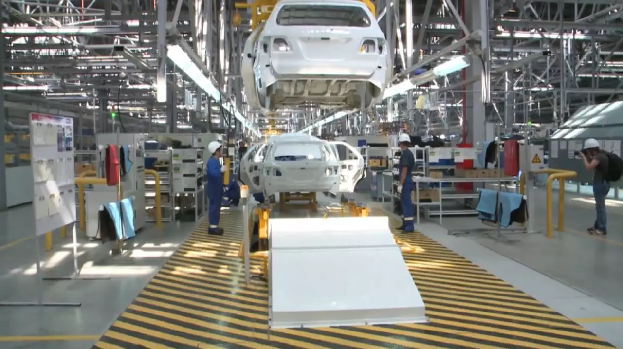 Импортные автомобили подорожают