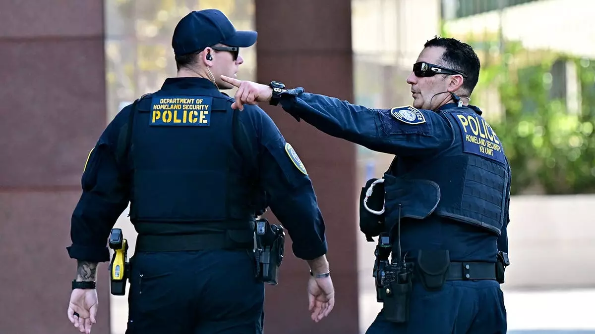 Адвокаты Колорадо заявляют, что система электронной подачи документов в суд теперь обязывает их подтверждать, что они не будут помогать ICE.