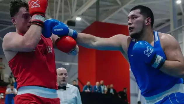 Битва Казахстана и Узбекистана с участием Оралбая на ЧА по боксу: прямая трансляция