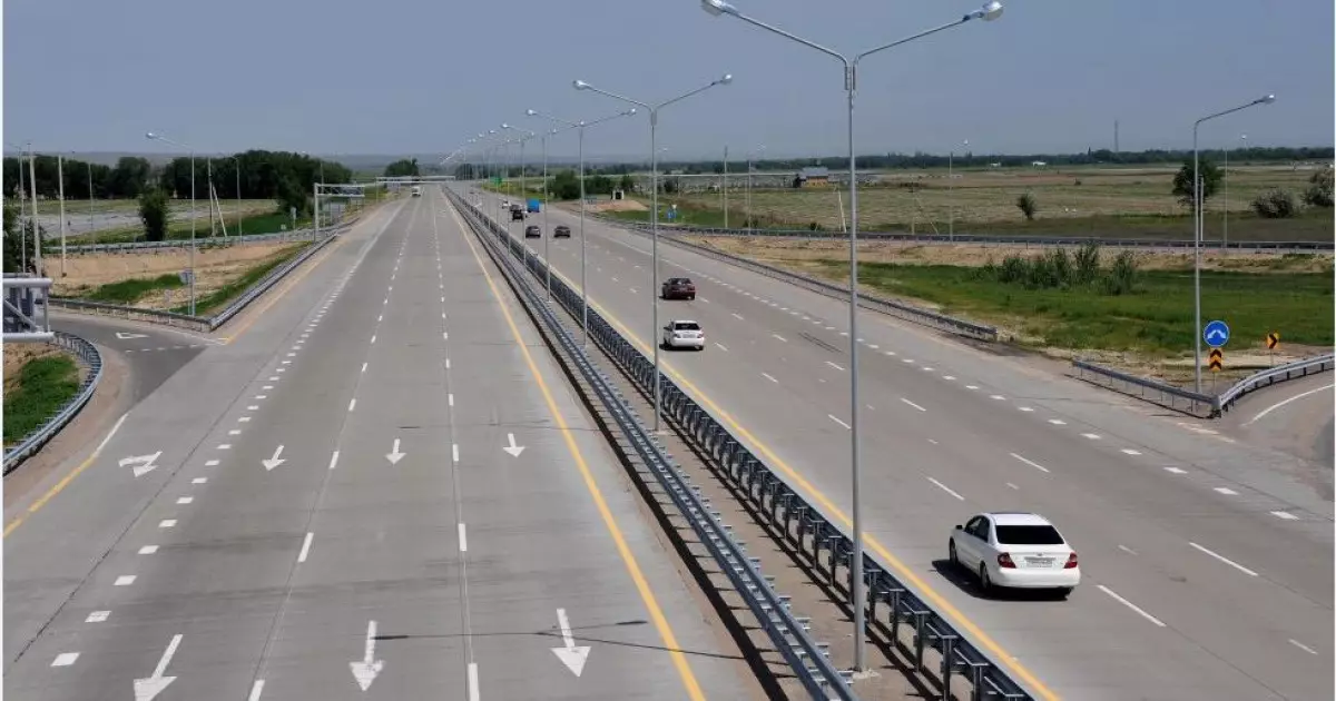   Жол мен жауапкершілік: ақылы асфальттың астары   