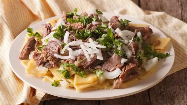 Енді астаналық оқушыларға ет асылып берілетін болды