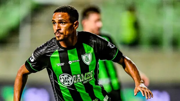 "Кайсар" подписал полузащитника из Бразилии