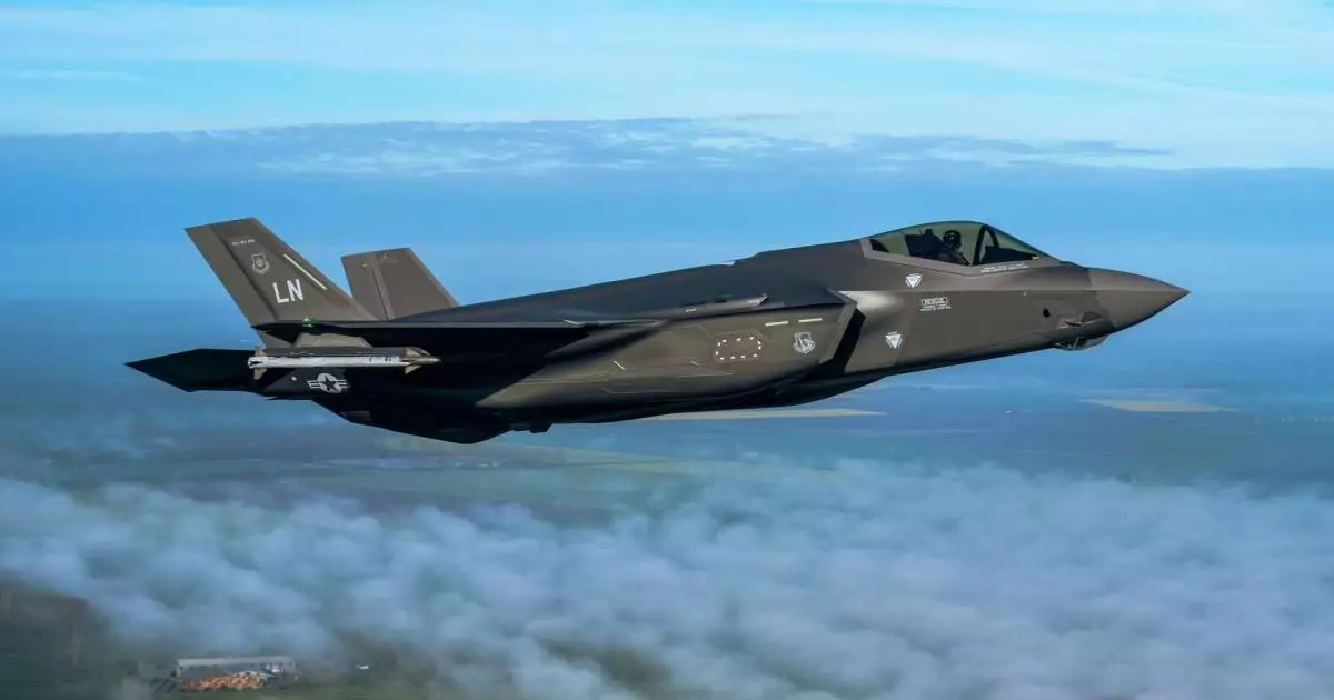  Иран АҚШ-тың әлеуетті F-35 жойғышын атып түсіргенін мәлімдеді – БАҚ 