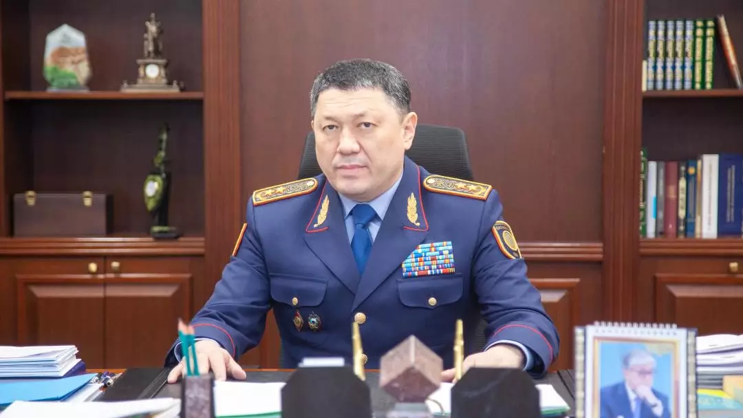 Министр Ержан Саденов Алматыдағы резонанстық жол апаты бойынша мәлімдеме жасады