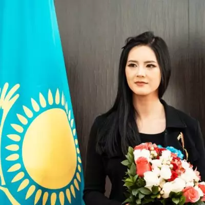 Тао Минсю награждена орденом «Достық» II степени от имени Главы государства