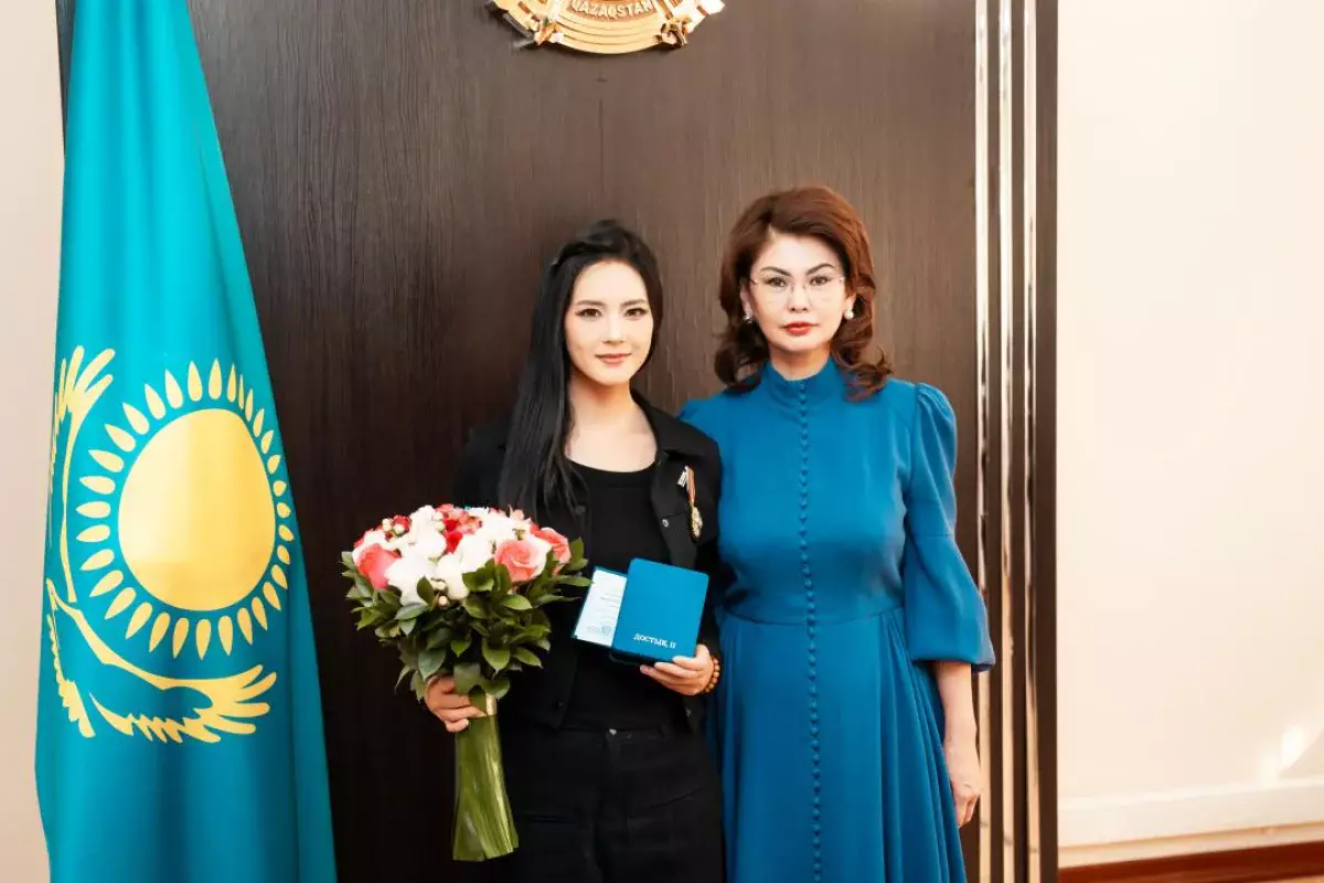 Қытайлық блогер ІІ дәрежелі «Достық» орденімен марапатталды