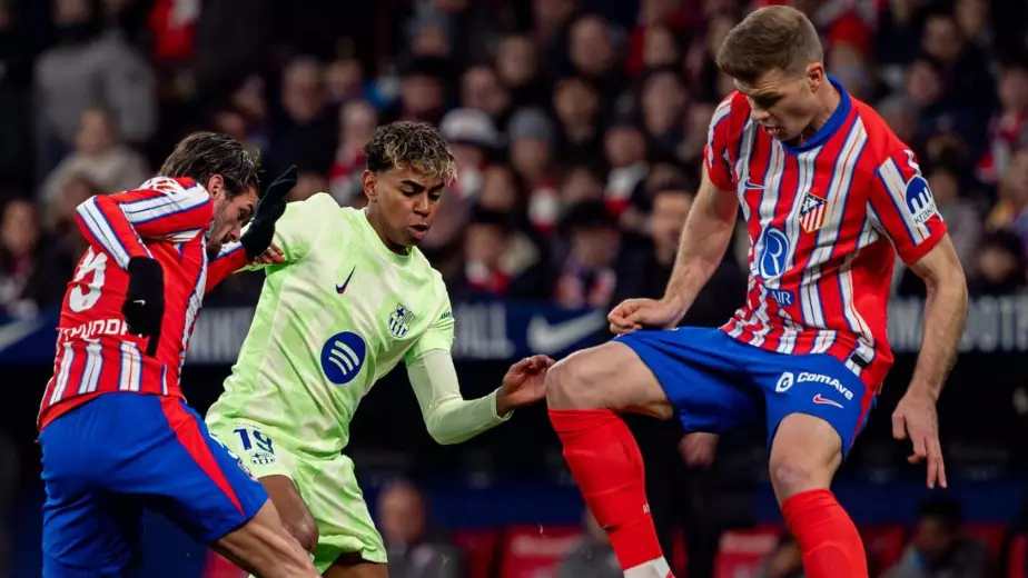 Прямая трансляция матча "Атлетико" - "Барселона" в чемпионате Испании