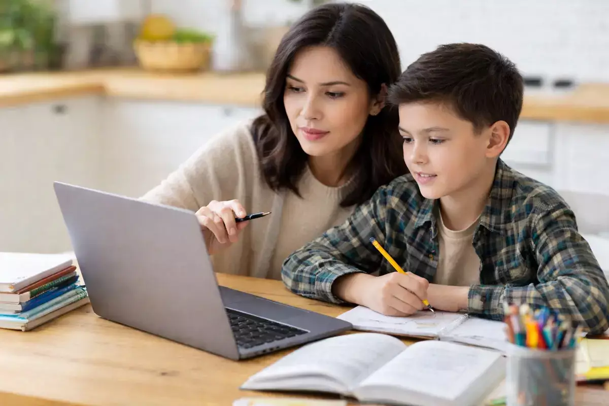 «Как это оценивают?»: мама школьника из Актау пожаловалась на непрозрачность олимпиад «Дарына» - новости на Lada.kz 04.04.2026