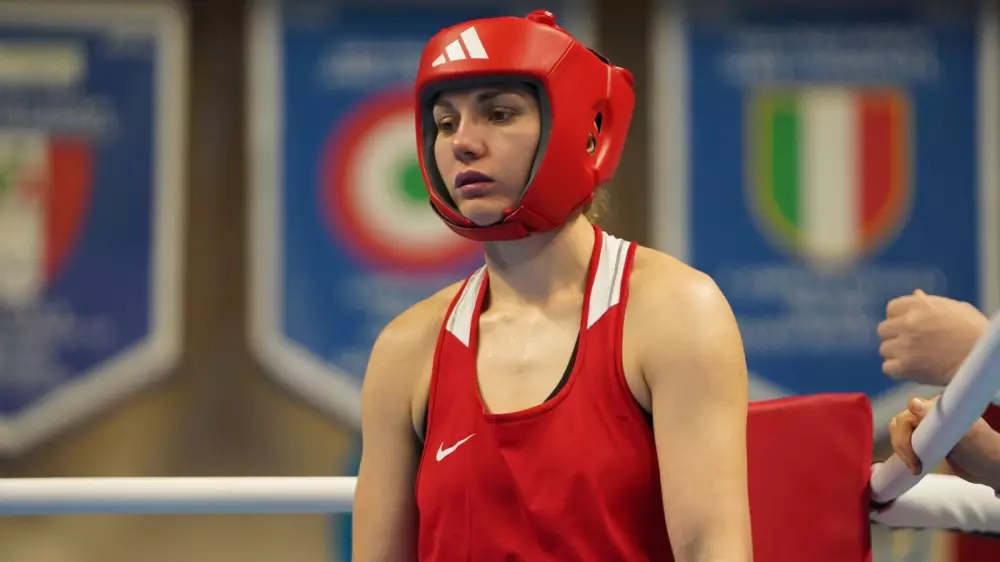 Судья остановил бой казахстанки на чемпионате Азии