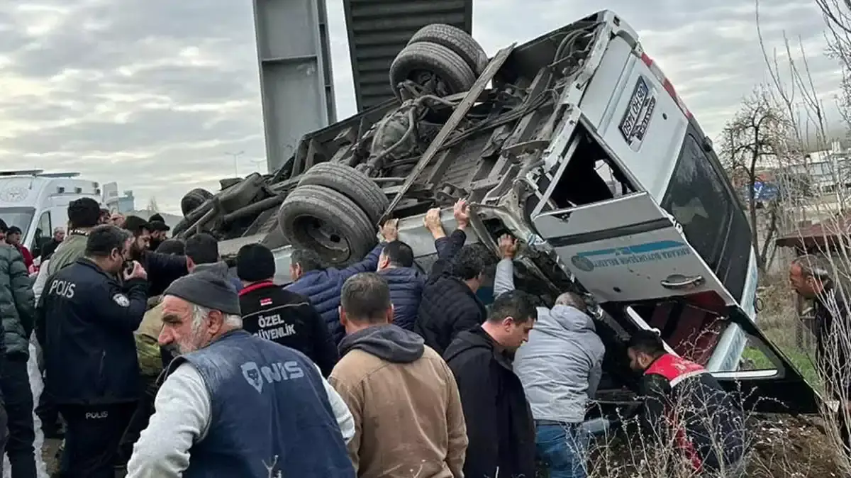 Түркияда жантүршілгерлік жол апаты: 5 адам мерт болды