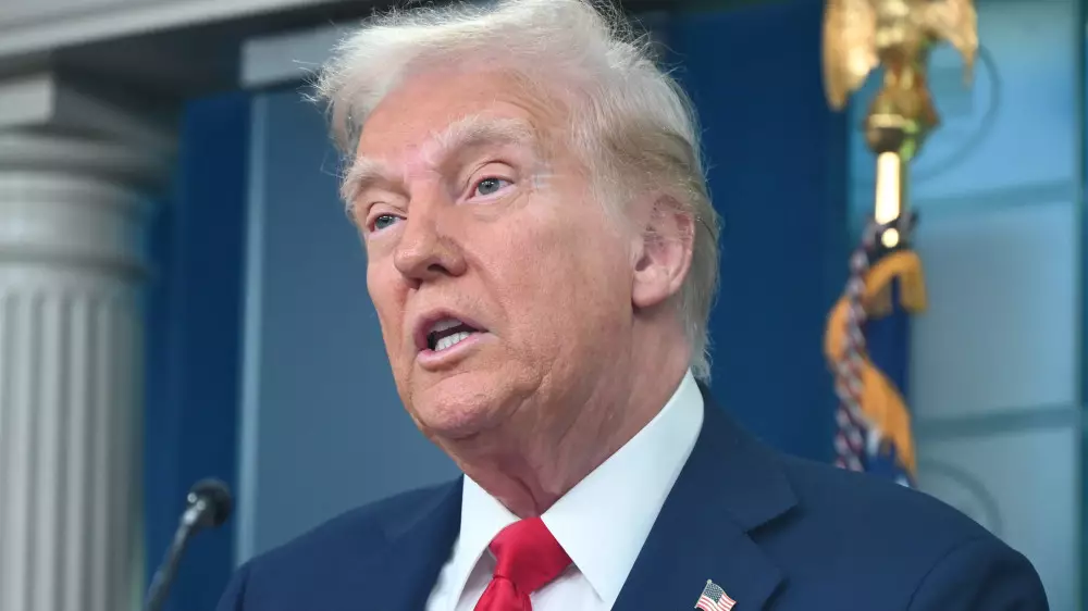 “Время почти вышло“. Трамп заявил, что на Иран “обрушится весь ад“