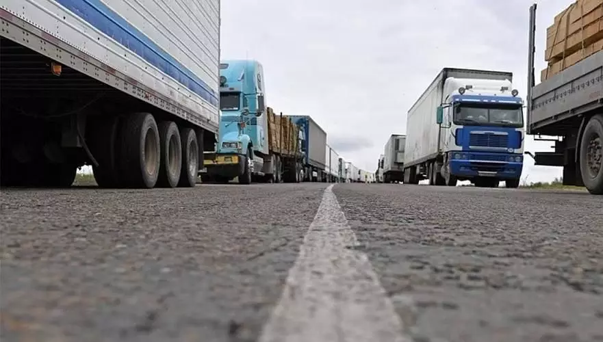 Китай закроет границу с Казахстаном 5 апреля