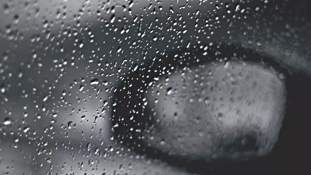 Штормовое предупреждение объявили во всем Казахстане на 5 апреля